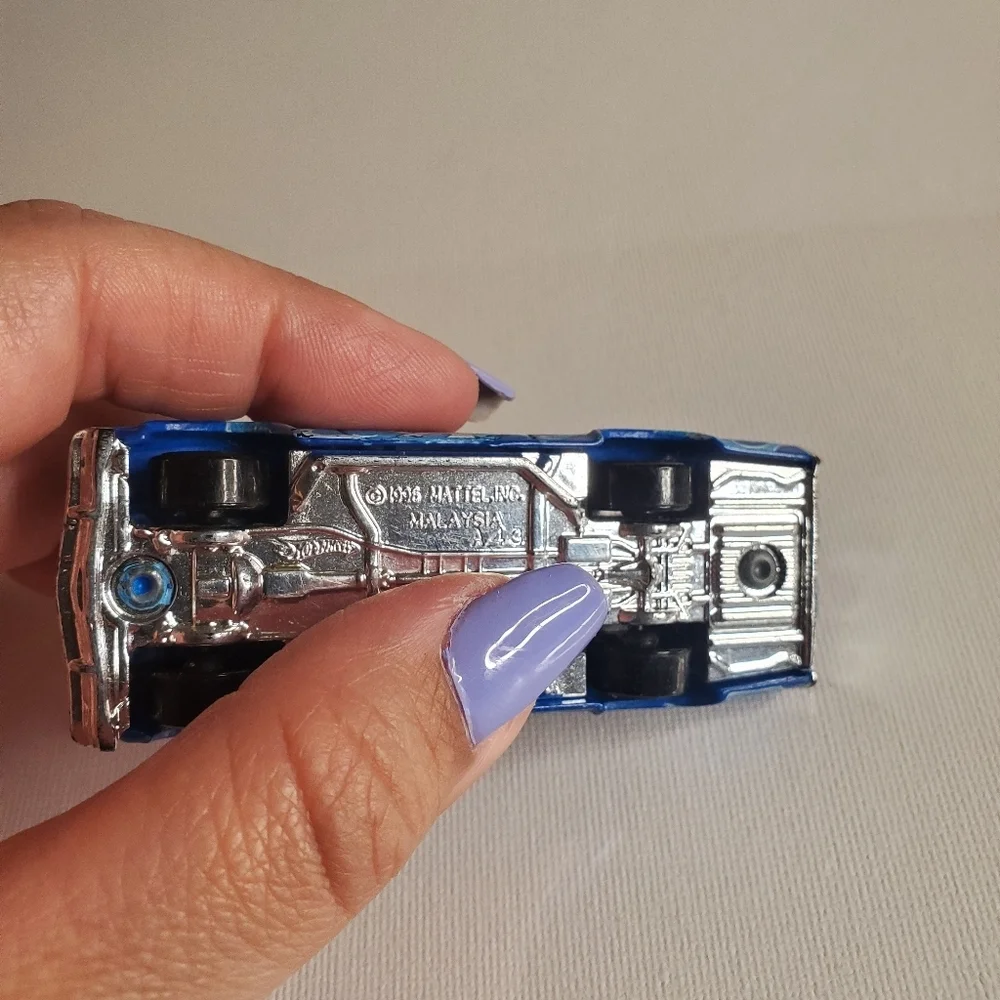 Vintage 1995- '65 Impala Hot Wheel